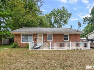 1832 Greentree Rd, Springfield, IL 62703
