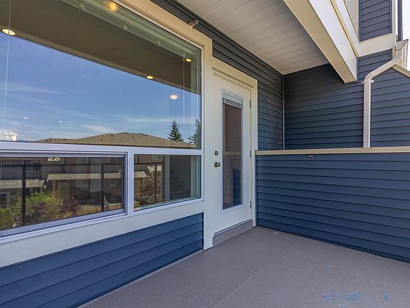 4th image of 6026 Lindeman St #86