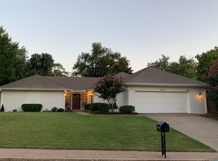 1304 Cedar Ridge Rd, Edmond, OK 73013