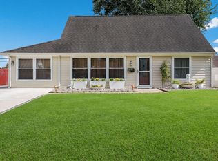 60 Harrow Rd, Levittown, PA 19056