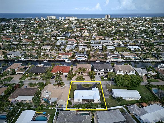 3rd image of 4141 NE 23RD Avenue