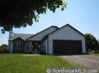 9367 71st St S, Cottage Grove, MN 55016