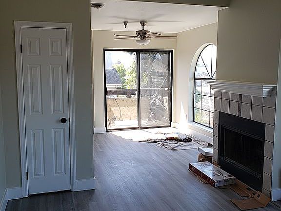 5th image of 711 S Bayshore Blvd APT 19