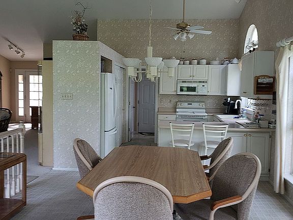4th image of 4604 Southridge Pines Dr