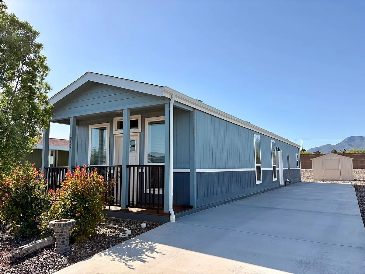 Building Photo - 1067 W Thorton Rd