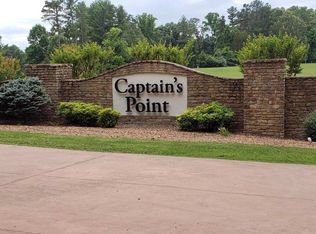 106 Harbor Dr, Jamestown, KY 42629