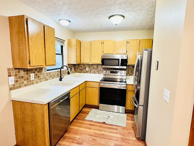Kitchen 1