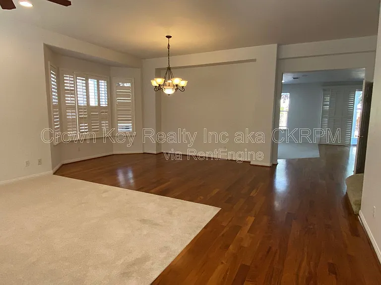 1030 Eastlake Cir — Photo 3