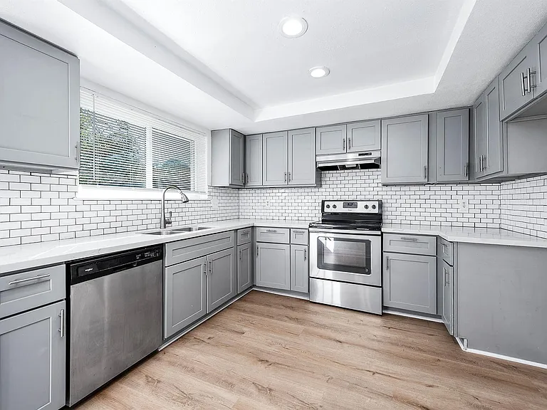 24007 Pepperrell Place St — Photo 12