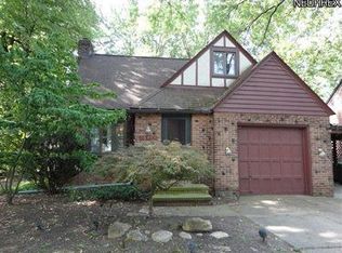 16401 Woodbury Ave, Cleveland, OH