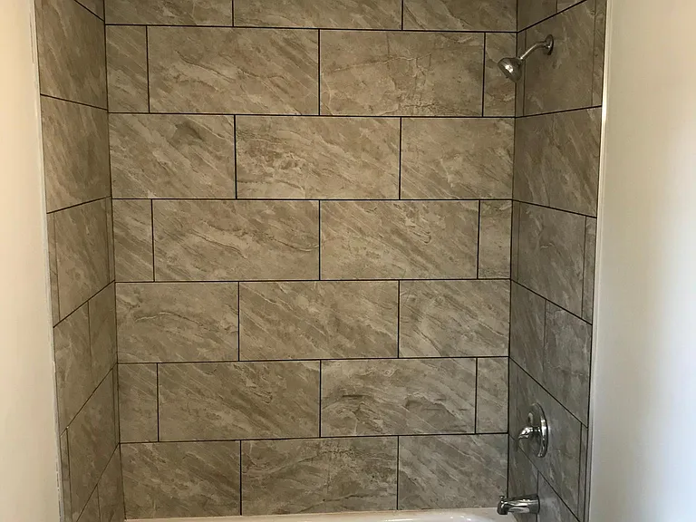 636 N Grove Ave #1 — Photo 5