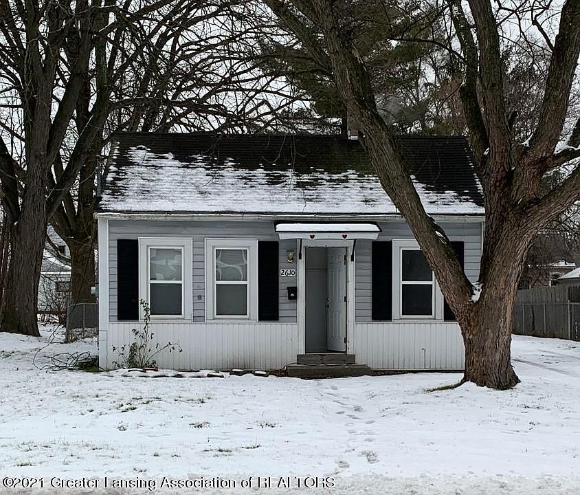 1st image of 2610 Lowell Ave
