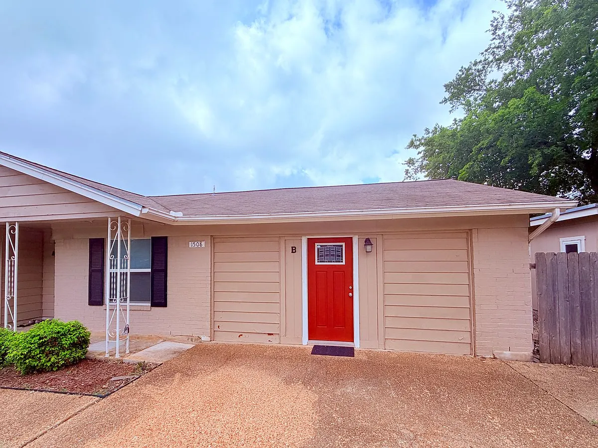 Building Photo - 1508 Big Meadow Dr