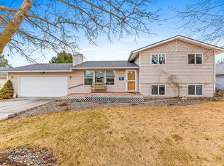 22610 E Heroy Ave, Otis Orchards, WA 99027