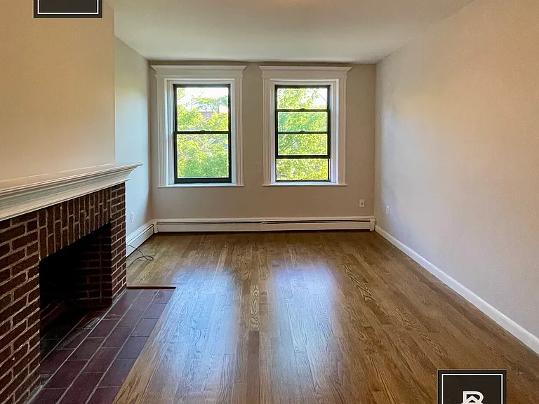 13 Stearns Rd #4 — Photo 16