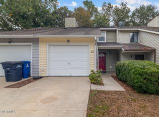 21 S Onsville Pl, Jacksonville, NC 28546