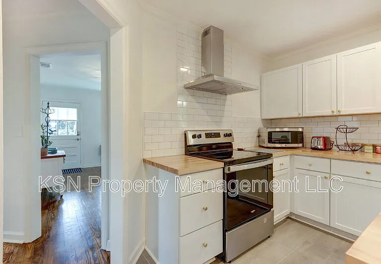 1804 Georgia Ave — Photo 11