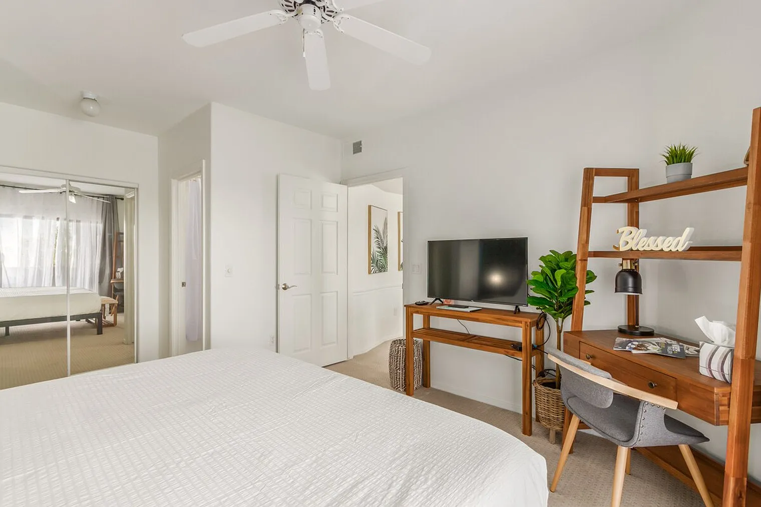 1 bed, 1.0 bath, $4,751 — Photo 4