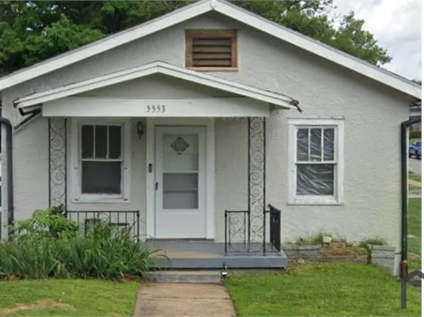 5553 Riverview Blvd, Saint Louis, MO 63120