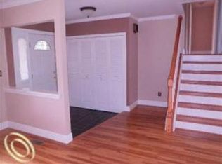 6595 Flintlock Rdg, Shelby Township, MI 48317