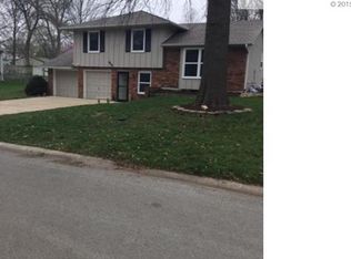 510 S Adams St, Raymore, MO 64083