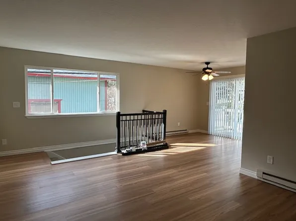 2394 W Fairway Dr, Coeur D Alene, ID 83814