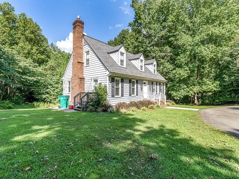 9395 Blacksmith Dr — Photo 4
