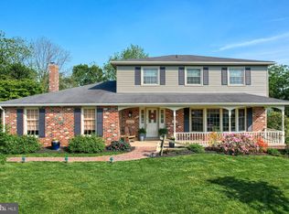 2980 Round Hill Rd, York, PA 17402