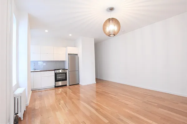 Rented by Bold New York | media 16