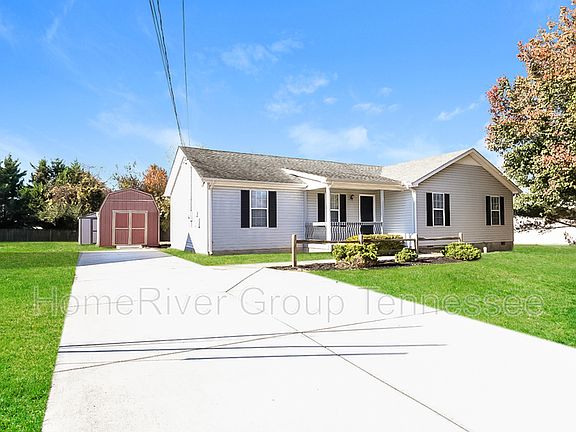 3rd image of 1006 Newberry Dr