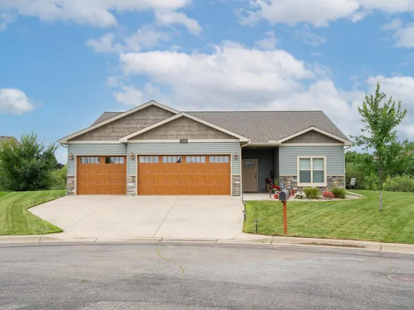 1204 Mulberry Ct, Saint Cloud, MN 56303