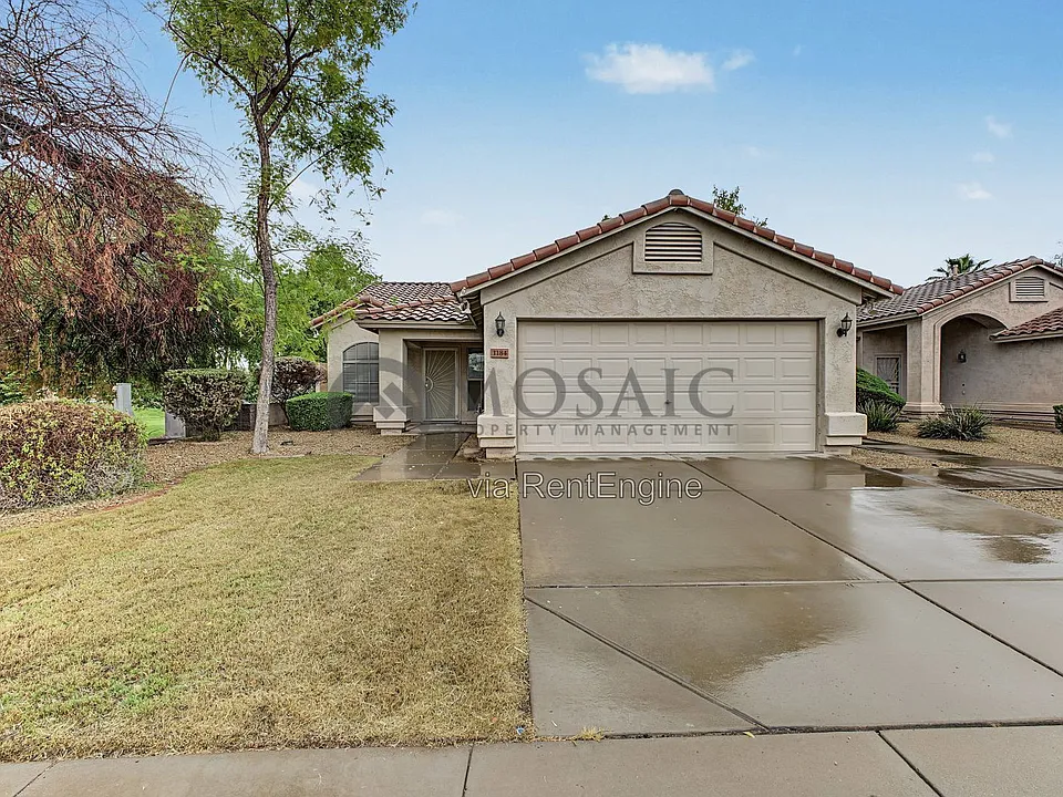 1184 W Flamingo Ct