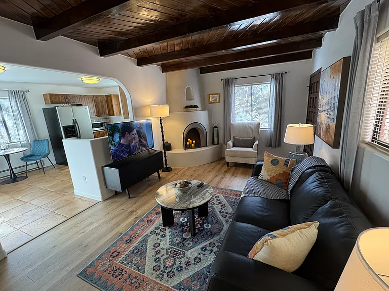 1303 Calle Joya — Photo 23