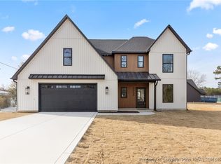 3558 Braddy Rd, Fayetteville, NC 28306