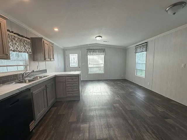 1 bed, 1.0 bath, 576 sqft, $1,515 — Photo 4