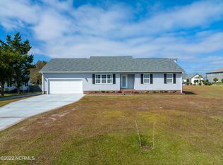 131 Gemstone Dr, Sneads Ferry, NC 28460