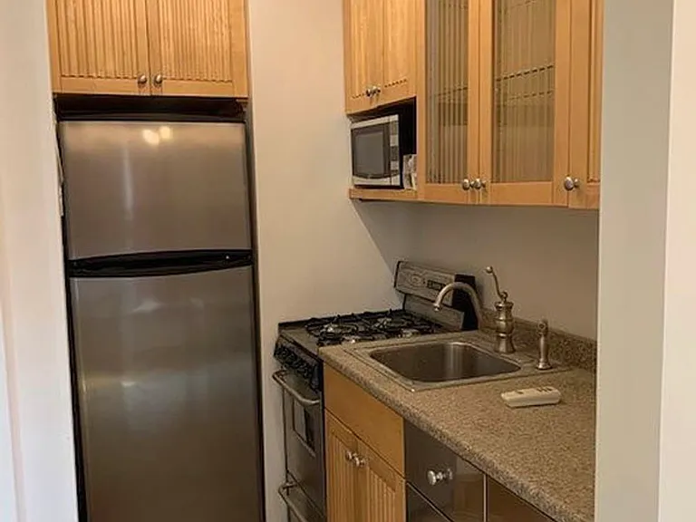 103 W 69th St #3A — Photo 3