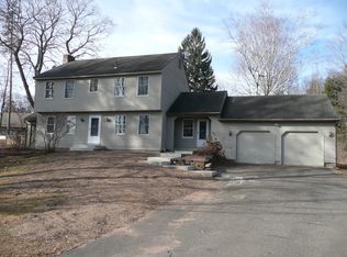 195 Bushy Hill Rd, Simsbury, CT 06070