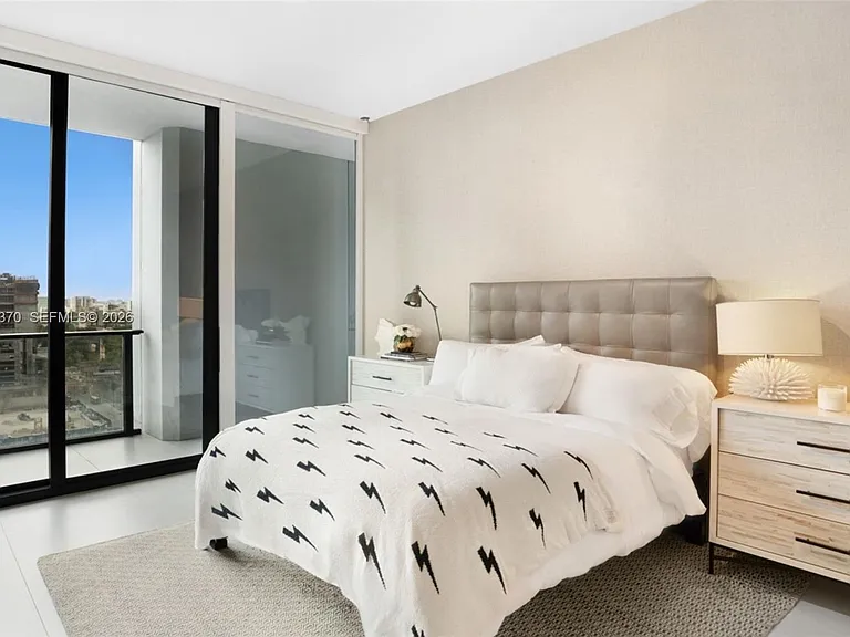 1000 Biscayne Blvd #1702 — Photo 14