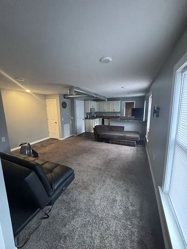 1 bed, 1.0 bath, 750 sqft, $700 — Photo 2