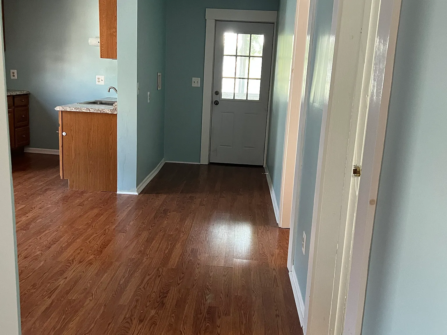 2 bed, 1200 sqft, $1,985 — Photo 3