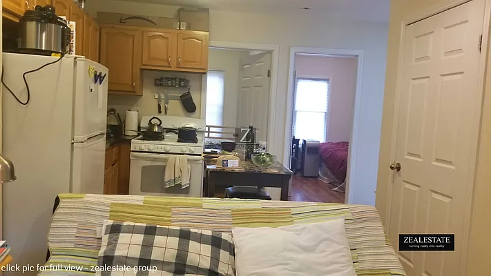 Rented by ZealEstate Group Inc | media 32