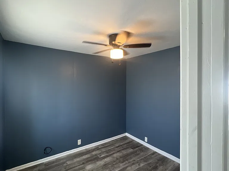 2305 Glass St — Photo 17