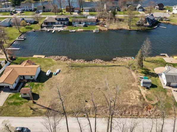 V/l E Suwanee Trl, Howard City, MI 49329