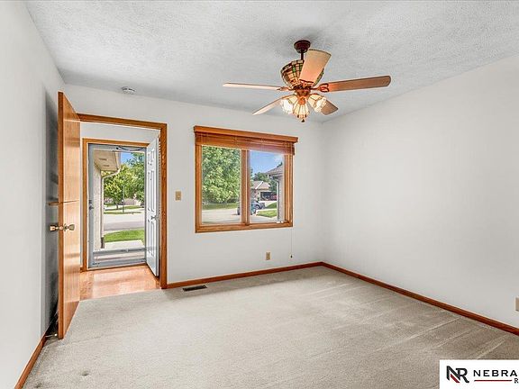 4th image of 8041 Arrow Ridge Rd