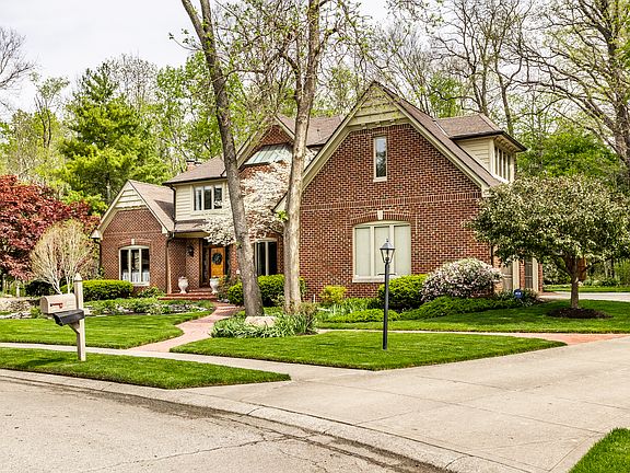 3rd image of 5212 Carrington Cir