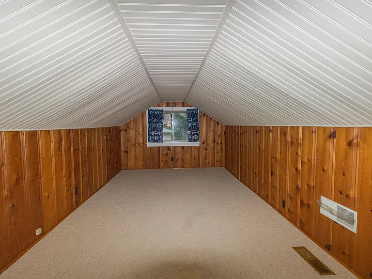 203 Edgewood Ave — Photo 35