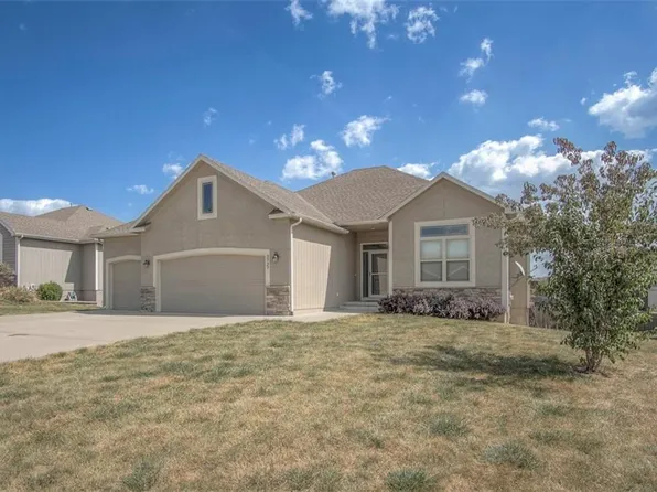 3727 N 153rd Ter, Basehor, KS 66007