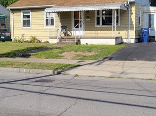 432 77th St, Niagara Falls, NY 14304