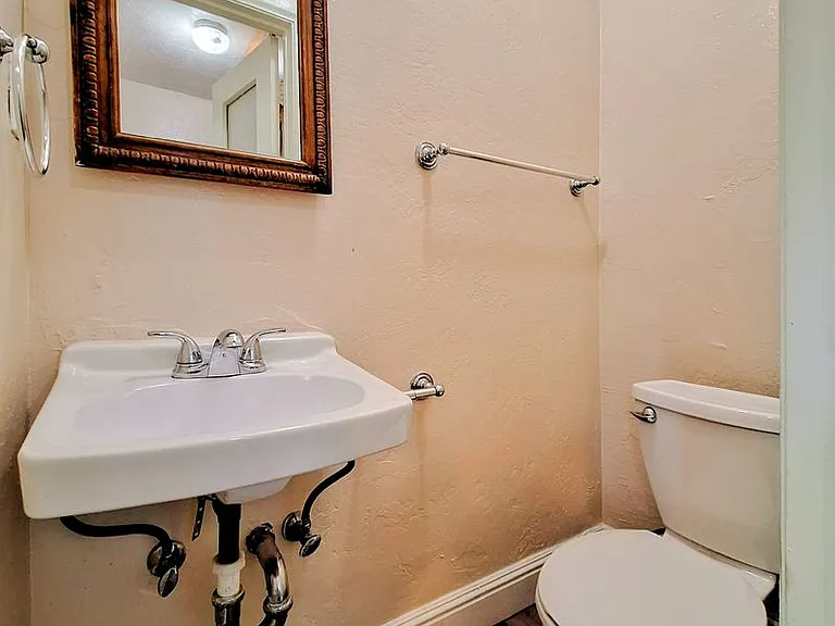 Linc05 — Photo 9